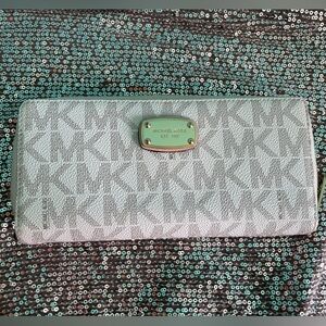 Michael Kors Patterned Wallet